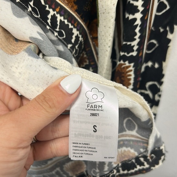 Farm Rio Flower Tapestry Blouse - Picture 5 of 5